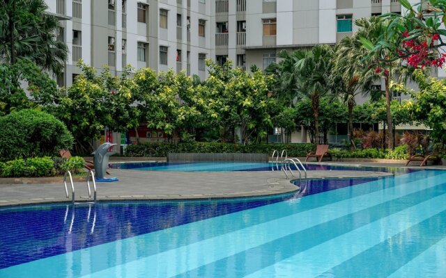 Comfortable Studio @ Green Bay Pluit Apartment