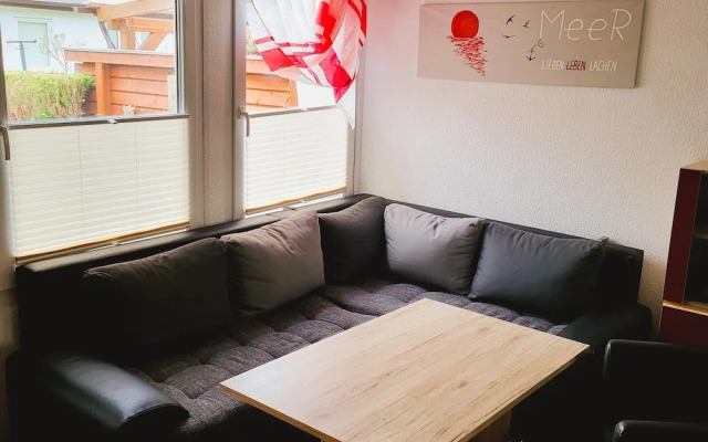 Bungalow Steps From the Sea