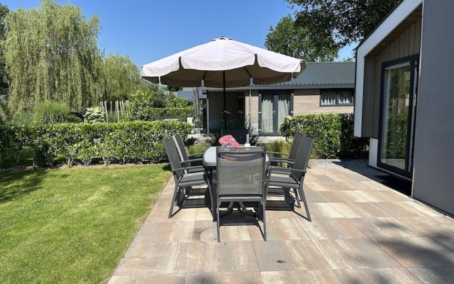 Chalet in Biddinghuizen, Pool Facilities