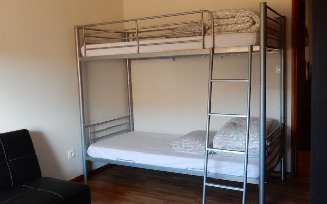 Praceta Almeida Garrett Apartment