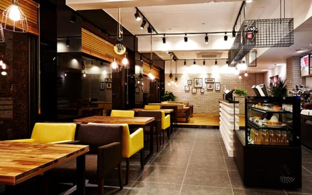 Cheongju Namoo Hotel