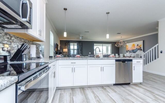 9-Bedroom Villa in Davenport 9036HS