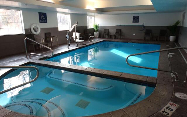 Best Western Plus Jonesboro Inn and Suites