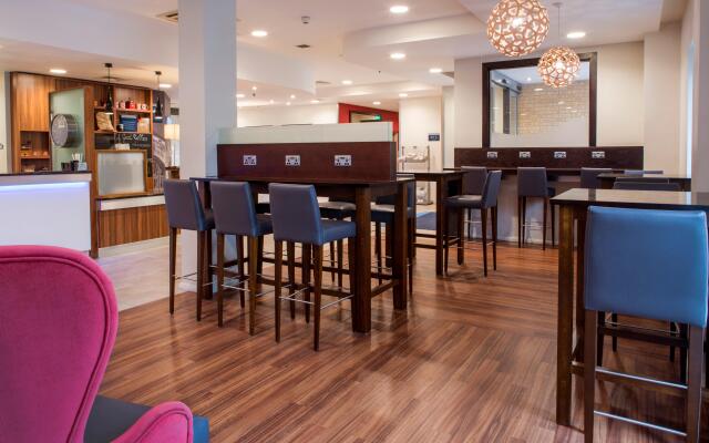 Holiday Inn Express Leicester - City by IHG