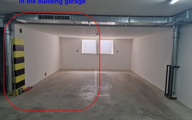 Luxury Modern apt w Garden, 3 min Walk to Beach