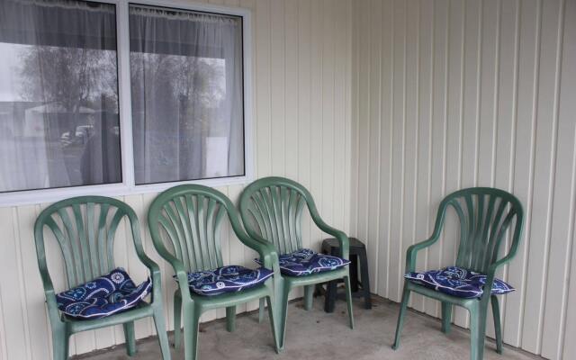Acorn Estate Motel