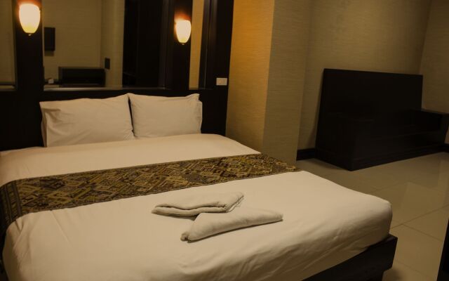 V Hotel Vientiane