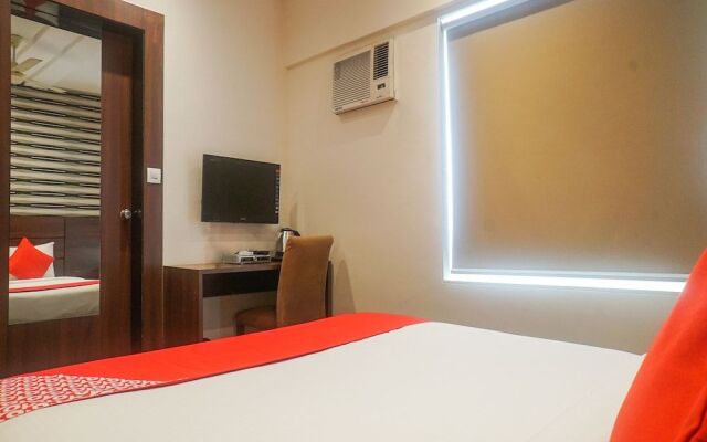 OYO Flagship 15614 Hotel Olive KEM Hospital