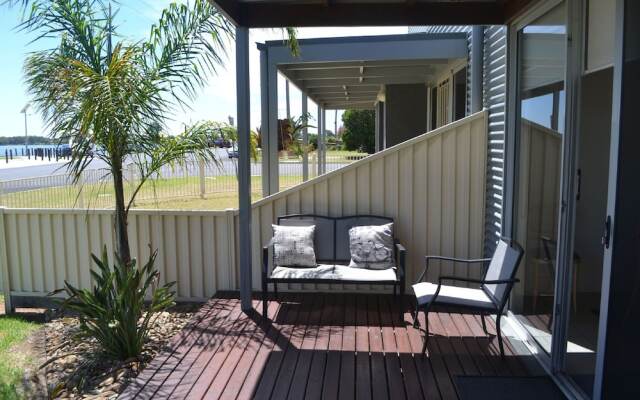 Grange Water View Yarrawonga