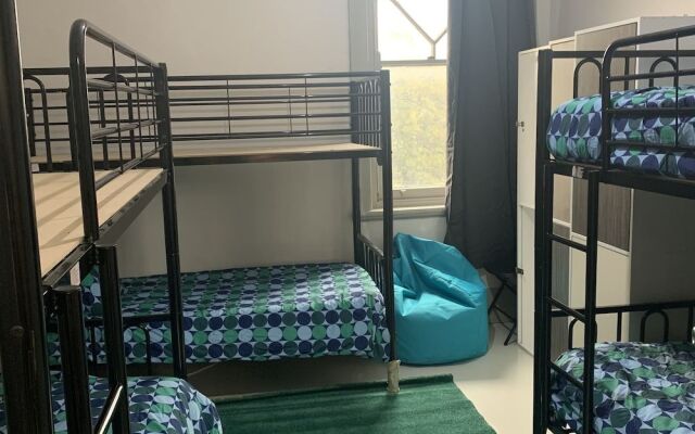 Clover Backpackers