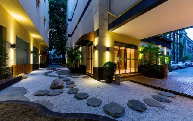Ji Hotel (Xi'an Giant Wild Goose Pagoda East Xiaoz