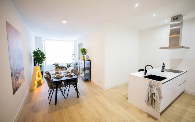 Alphabet 1BR Serviced Apartment -nb304/306-