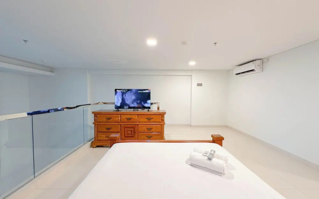 Spacious and Modern Studio SOHO Apartment at VieLoft SOHO and SKY Residence – Guest Rooms – Surabaya