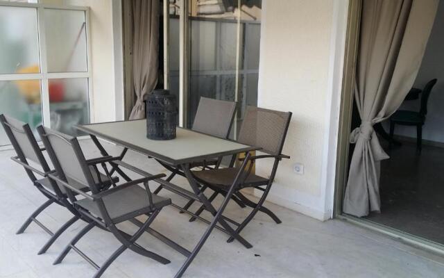 Modern, Top floor, 90sqm, near center