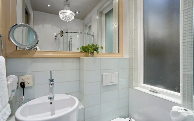 Stonehurst Place Bed & Breakfast