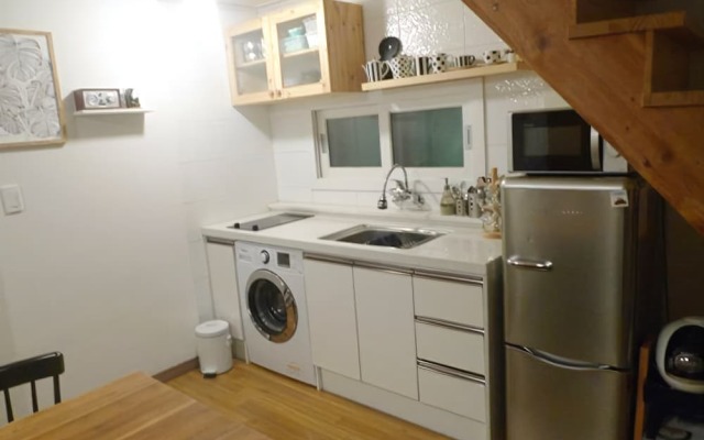 Jeju Woljeong-peanuts House Pension