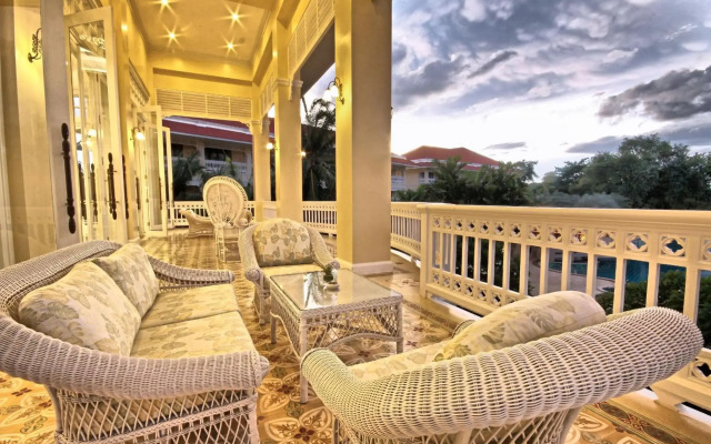 Dheva Mantra Resort