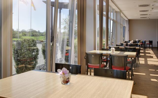 Holiday Inn Express Frankfurt Airport by IHG