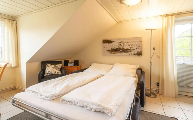 Apartment in Friedrichskoog-Spitz with a balcony