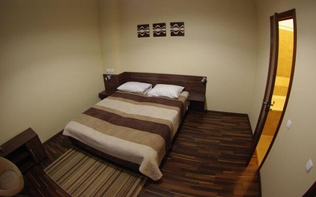 Hotel Darnitskiy