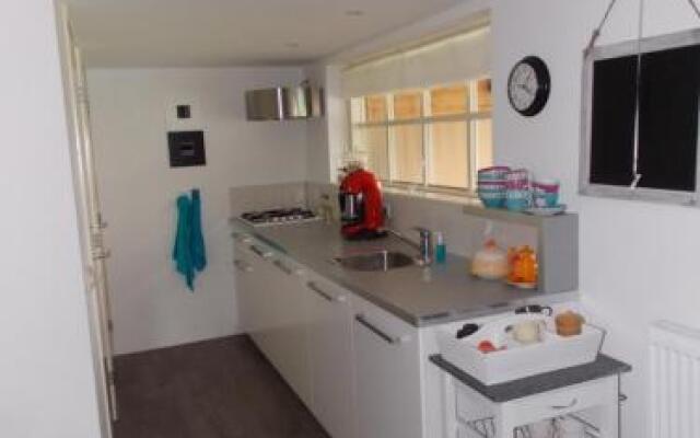 B & B Noetsele