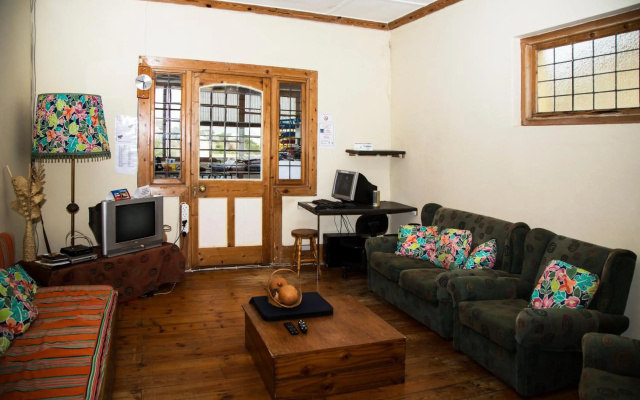Jikeleza International Backpacker Lodge