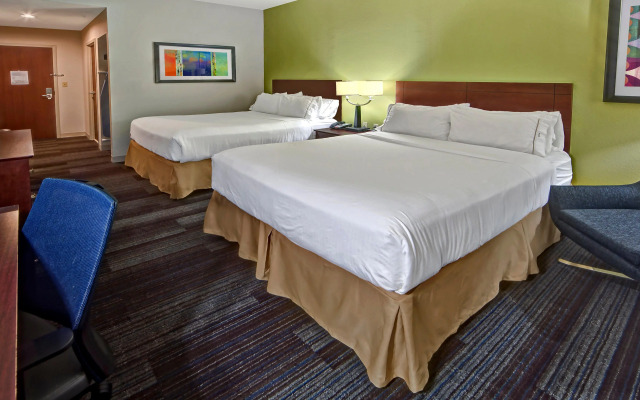 Holiday Inn Express Hotel & Suites Cookeville by IHG