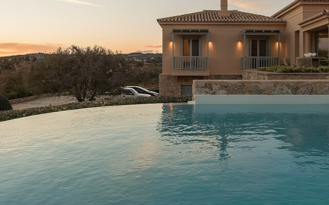 Luxurious Villa in Peloponnese With Pool