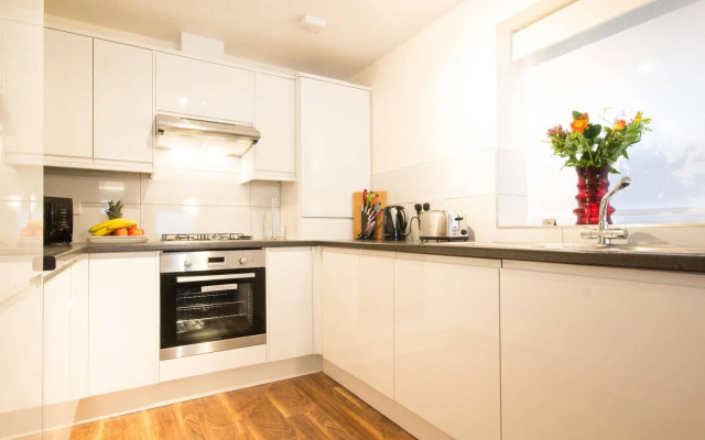 Arnos Apartments