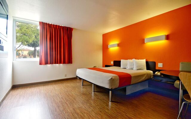 Signature Inn Miami
