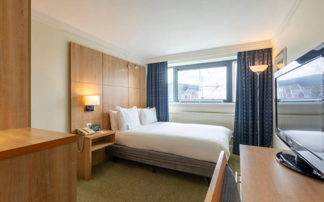 Holiday Inn Cardiff City Centre by IHG
