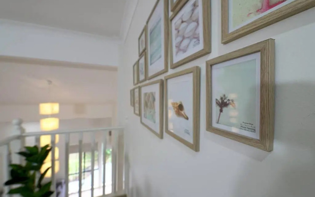 6 Bedrooms Contemporary Home Mill Park near SC