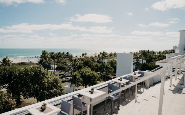 Allure Suites