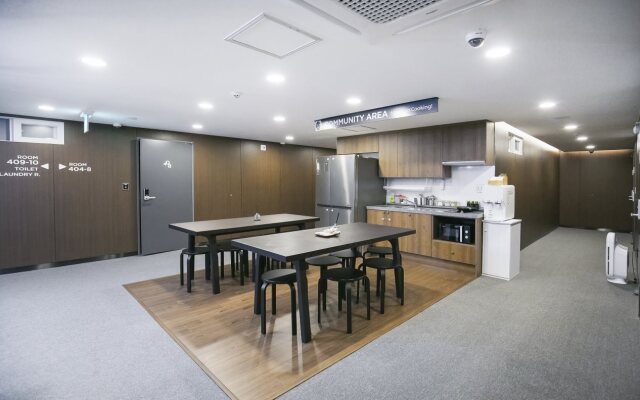 Philstay Myeongdong Station