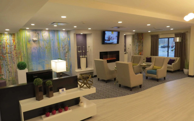 Spark by Hilton Erie
