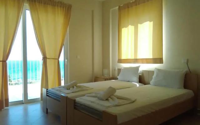 Akti Zaga Apartments