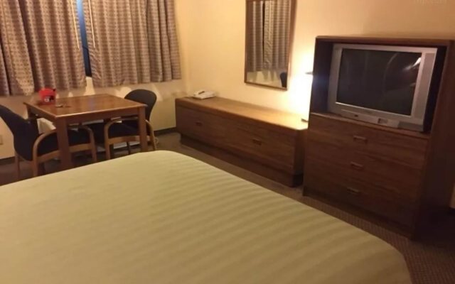 OYO Travelers Inn