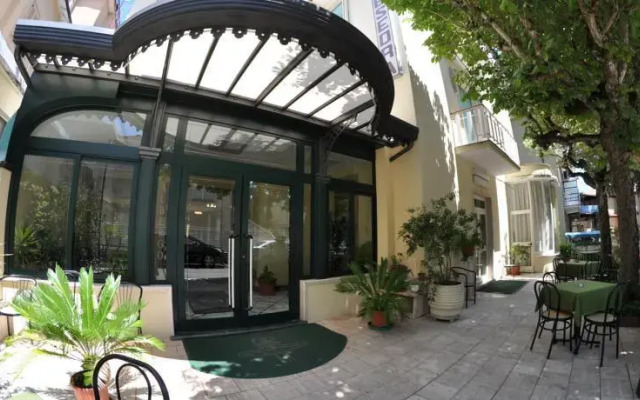 Hotel Esedra