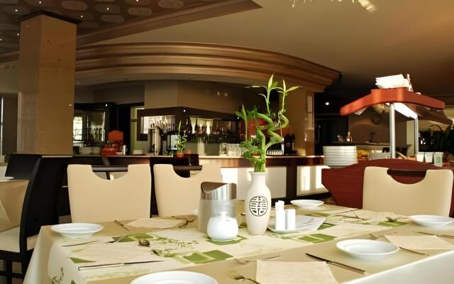 Hunguest Hotel Apollo