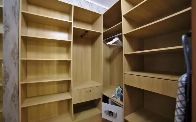 Tanan Center Serviced Apartments