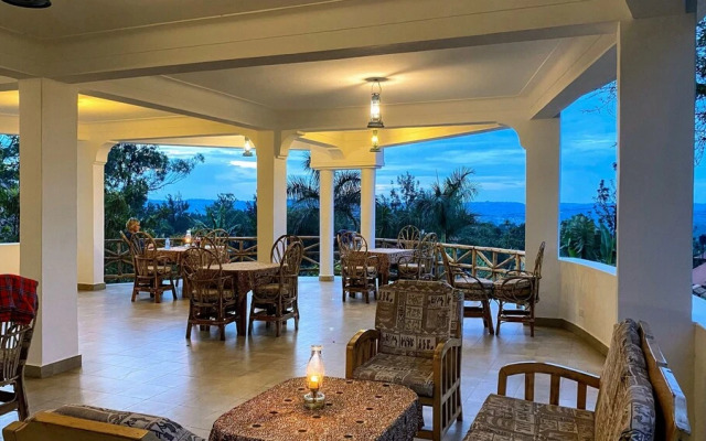 Banda Lodge