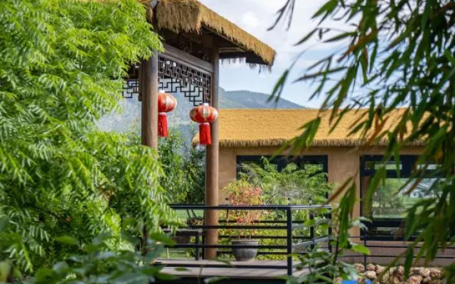 Shaxi Hidden Creek Homestay