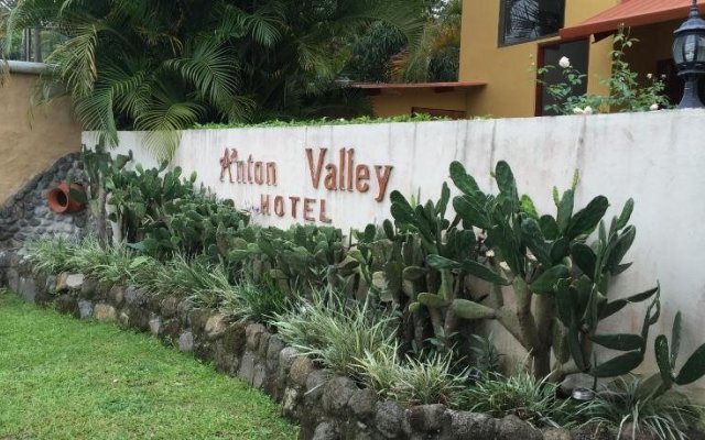 Anton Valley Hotel