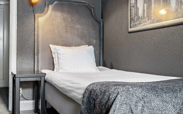 Centric Hotel