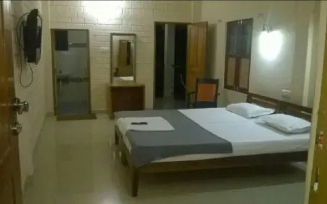 Chinnar Resort