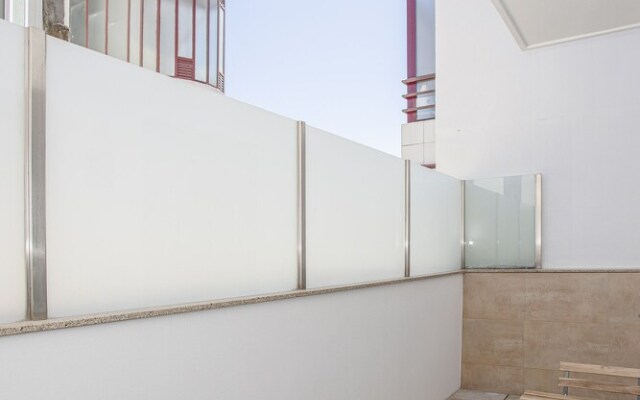 Liiiving in Porto - Design Bright House