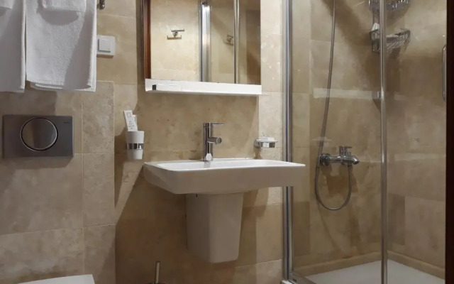Sonef House Hotel