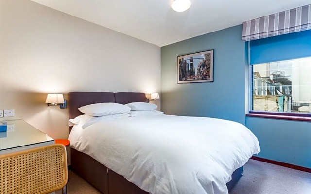 Princes Gate Mews by CAPITAL