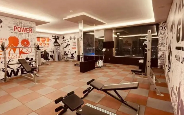 Holiday Al Khaleej Hotel