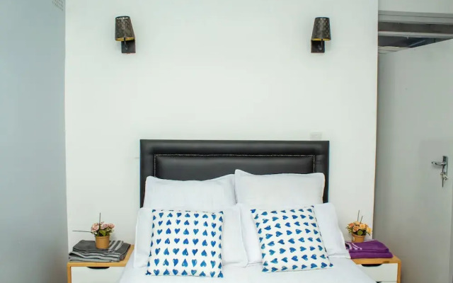 Remarkable 2-bed Apartment in Harare